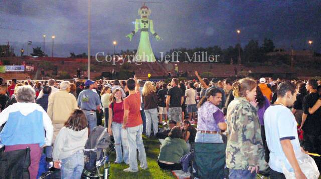 Zozobra article & photos